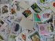 Delcampe - Gros Lot, Vrac 620 Gr De Milliers De Timbres  Thématique Fleurs, Fruits, Agrumes, Plantes..Multiples Tous Pays - B/TB - - Kilowaar (min. 1000 Zegels)