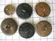 1240  Boutons Anciens Habits, Tenue De Chasse, Vénerie, Cerf, Sanglier, Biche, Renard, Chien Ou Loup? - Buttons