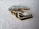 PIN'S   PEUGEOT  905  LE MANS  Arthus Bertrand - Peugeot