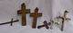 Lot De 12 Petits Objets Religieux : Croix , Chapelet Et Sa Boîte , épinglette, Médailles Antique Lot Of Cross, Rosary, - Religion &  Esoterik