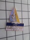 415b Pin's Pins / Rare & Belle Qualité !!! THEME : SPORTS / 1992 VOILE DEFI FRANCAIS AMERICA'S CUP - Voile