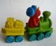 TRAIN Loco Avec Tender SESAME STREET - JIM HENSON Et FIGURINE (1) - Andere & Zonder Classificatie