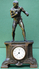 Pendule Ancienne Avec Boxeur (objet Rare) Hauteur 38 Cm, Largeur 21 Cm, Profondeur 9,5 Cm Sport Boxe - Clocks