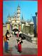 Disneyland - Mickey And Goofy -  Sleeping Beauty Castle - Kalifornien - Vintage Postcard - Kleinformat - Anaheim