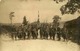 MILITARIA - Carte Postale Photo - Escouade Avec Drapeau, Fusils Et Vélos - L 66891 - Personnages