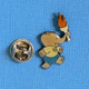 1 PIN'S //  ** BABAR / PORTEUR DE LA FLAMME OLYMPIQUE ** . (Babar Characters TM ©1991Lde Brunhoff Ferrier Toulouse) - BD