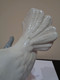 Delcampe - Figura De Porcelana De Una Paloma Blanca Encima De Una Rama. - Altri & Non Classificati