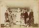 Pièce Jouée Par Les Enfants Dans La Remise De L'hôtel. (Côte D'Or). 1896. Album De L'historien Gérard De Beauregard. - Lugares