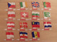 15 Plaquettes Drapeaux L'Alsacienne Drapeaurama. Pologne Europe  Monaco Autriche Andorre... Drapeau. Lot 3 - Plaques En Tôle (après 1960)