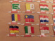 30 Plaquettes Drapeaux L'Alsacienne Drapeaurama. Pologne Europe  Monaco Autriche Andorre... Drapeau. Lot 2 - Plaques En Tôle (après 1960)
