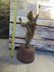 Delcampe - Statuette, Socle En Bois -556 Grammes ! - Other & Unclassified