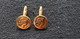 Représentation De Monnaie Antique En Boutons De Manchettes Métal Doré Anciens Pièce Ancienne - Cuff Links & Studs