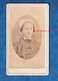 Photo Ancienne CDV Vers 1870 - Portrait Peut Etre De Madame PICART De Pierrefonds - Coiffe à Identifier Folklore Costume - Alte (vor 1900)