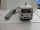 Joustra : Très Rare Peugeot J7 Ambulance Année 65/70 Télécommandé Marche Av Et Ar Gyrophare Tout Fonctionne-Superbe état - R/C Modelbouw