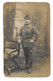 9E BATAILLON DE CHASSEURS? INSIGNE MITRAILLEUR - CARTE PHOTO MILITAIRE - Personaggi