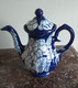 CAFETIERE En Porcelaine De VALLAURIS, Couleur Bleue Et Blanche (VINTAGE) - Vallauris (FRA)