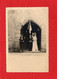 PHOTO MARIAGE MARIES A LA SORTIE DE L'EGLISE Année 1948 A IDENTIFIER PHOTO ECRITE SUR LA PARTIE VERSO VOIR - Noces