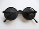 LUNETTES DE SOLEIL NEUVES RONDES NOIRES - Sun Glasses