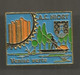 Insigne , Sports , Cyclisme , A.C. NIORT , AMICALE DES CYCLOS NIORTAIS ,, 45 X 40 Mm , 2 Scans ,frais Fr 2.75 E - Cycling