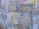 Delcampe - MONDE 100 BILLETS La PLUPART SOUS PLASTIQUES-QUELQUES DOUBLONS (RH.99) 450 Grammes - Lots & Kiloware - Banknotes