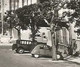 Cp, Automobile,CITROEN 2 CV.... , 89 , AUXERRE , La Cathédrale Saint Etienne , Vierge ,2 Scans - Passenger Cars