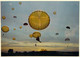 Arrivée Au Sol De Soldats Parachutistes Au Crépuscule Carte Géante 21x15 Segalen 161 - Parachutespringen