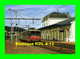RU 0690 - Loco BB 8607 En Gare - SAINT-SULPICE LAURIERE - Haute Vienne - SNCF - Stations With Trains
