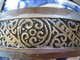 Delcampe - POT A BEURRE COUVERT BLEU ET BLANC REHAUSSE DE METAL - JOBBANA - FEZ - MAROC - Arte Oriental