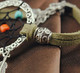 ACCHIAPPA-SOGNI BRACCIALE GOLD LIME CON CHARM FATTI A MANO IN LEGA PERLINE PIUME - Bracelets