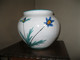 GROS VASE CACHE POT OU POT DE FLEURS VALLAURIS SIGNE R. ROUMA CIRCA 1950 - Vallauris (FRA)