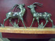 COUPLE ANTILOPES EN REGULE SUR SOCLE MARBRE ART DECO 1930 - Other & Unclassified