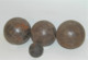 LOT De 3 BOULES De PETANQUES ANCIENNES Et Le Cochonnet Jus De Trouvailles N°2 SORTIES De GRANGE COLLECTION JEU ANCIEN - Pétanque