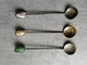 Lot De Trois Petites Cuillers Artisanales Avec Pièces De 50 Centavos Brésil 1953/1954/1955 Surmontées De Jolies Pierres - Spoons