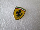 PIN'S    LOGO   FERRARI   15X12mm - Ferrari