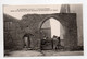 CPA GUÉRANDE (44) - Faubourg Bizienne - Restes De L'Entrée D'un Ancien Monastère De Dominicains - Edition Chapeau N° 44 - Guérande