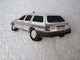 PIN'S    FORD   SIERRA     BREAK     GENDARMERIE    LUXEMBOURG   Email Grand Feu   DEHA - Ford