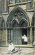 Feeding The Pigeons,Lincoln Cathedral 1904 (Pub. Scarborough & Co.Lincoln) - Lincoln