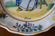 Delcampe - Rare Assiette Polylobée Manufacture Henriot Quimper - La Tricoteuse Et Sa Fille - 1891 - Signée - Décor Floral  Bretagne - Quimper/Henriot (FRA)