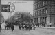 SEDAN - DEFILE Et FANFARE Avenue Margueritte - Devant Le Café Du Pont-Neuf - Sedan