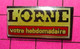 710c Pin's Pins / Beau Et Rare / THEME : MEDIAS / REVUE MAGAZINE HEBDOMADAIRE L'ORNE COMBATTANTE - Médias