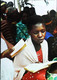 ►  CPSM   Rwanda    Photo F Perret  La Chaux -de-Fonds   Lecture Livre - Ruanda