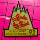 1717 Pin's Pins / Beau Et Rare / THEME : SPORTS / CYCLISME TOUR DE FRANCE L'ALPE D'HUEZ 1992 LA RONDE DES SERINGUES ! - Cyclisme