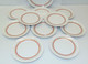 JOLI SERVICE A GATEAU PLAT Et 10 ASSIETTES Porcelaine Blanche Liserets Orange Déco Table COLLECTION  VITRINE - Altwasser (DEU)