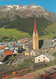 9080) NAUDERS / Tirol - KIRCHE Häuser FRIEDHOF Straße Holz - Tolle Ansicht - Nauders