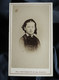 Photo CDV Truchelut à Paris  Portrait Fillette élégante  Sec. Empire  CA 1865-70 - L562C - Oud (voor 1900)