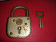 ANCIEN ET VINTAGE CADENAS ABUS MARQUE ALLEMANDE FONCTIONE - Popular Art