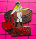 1817 Pin's Pins / Beau Et Rare / THEME : SPORTS / CORRIDA TAUROMACHIE FERIA DE NIMES Sans Jodie Foster - Stierkampf