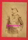 1 Photo Ancienne Papier Sans Support Carton ... Officier Militaire ... Médaille (s) ... Sabre  ( Guerre De 1870-71 ? ) - Oorlog, Militair