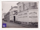 Fontainebleau 12 Rue D'Avon 1940 Petite Photo 5,5x4cm Entrepôt De Vins Maurice Bey Vin Négociant Maison Barry A59-6 - Places