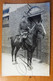 Carte Photo Soldaat Te Paard Soldat Cheval Militaire Fotokaart RPPC Camp Kazerne? - Patriotiques